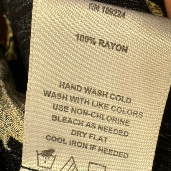 Indigo Soul Blouse 2X Babydoll Style Floral Casual Witchy Classic Boho - Picture 9 of 9